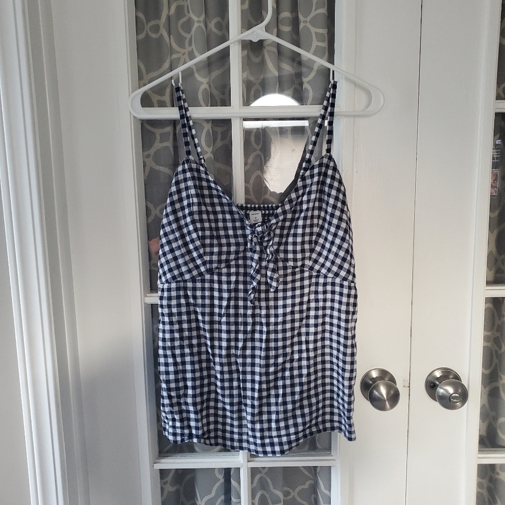 2 for $12 💜 Navy and White plaid old navy tank